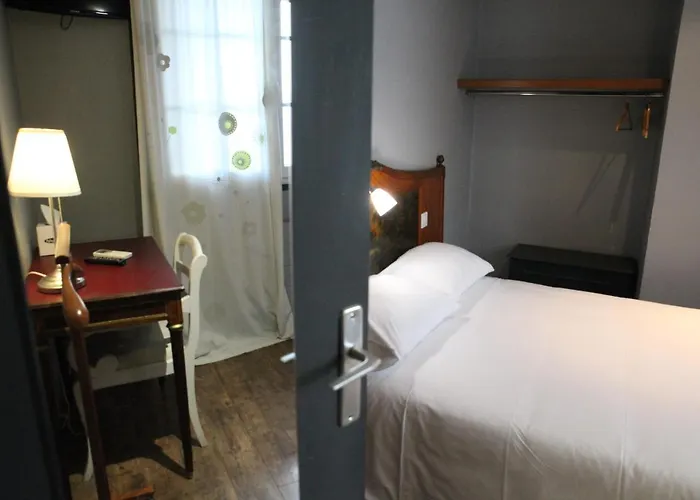 ホテル アルノ ベルナール トゥールーズ