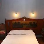 Arnaud Bernard Ξενοδοχείο