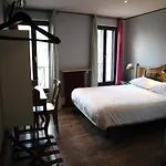 Arnaud Bernard Otel 2*