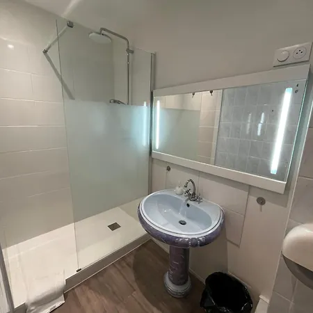 Arnaud Bernard Otel 2*