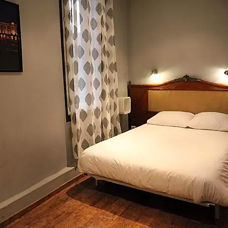 Hotel Arnaud Bernard Tuluza