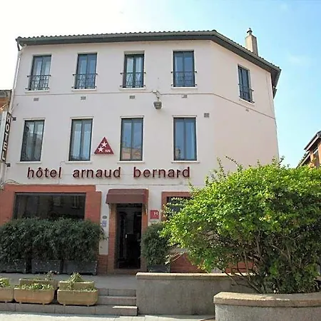 Hotel Arnaud Bernard 2*