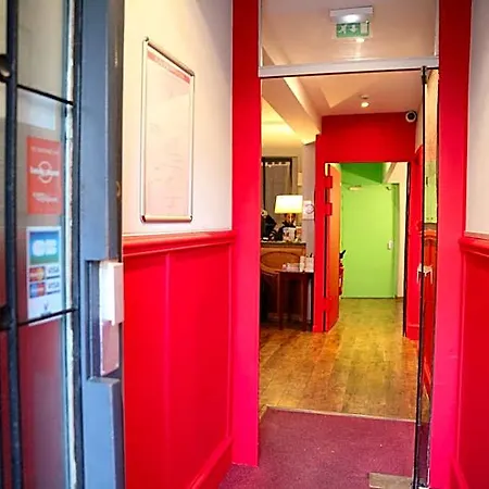 Hotel Arnaud Bernard 2*