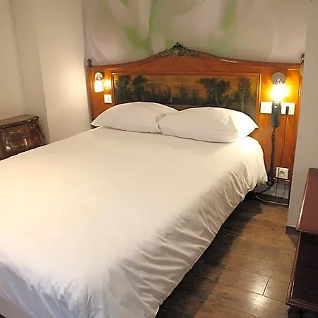 Hotel Arnaud Bernard 2*