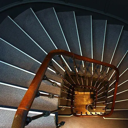 Hotell Arnaud Bernard