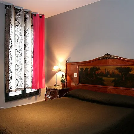 Arnaud Bernard Hotel