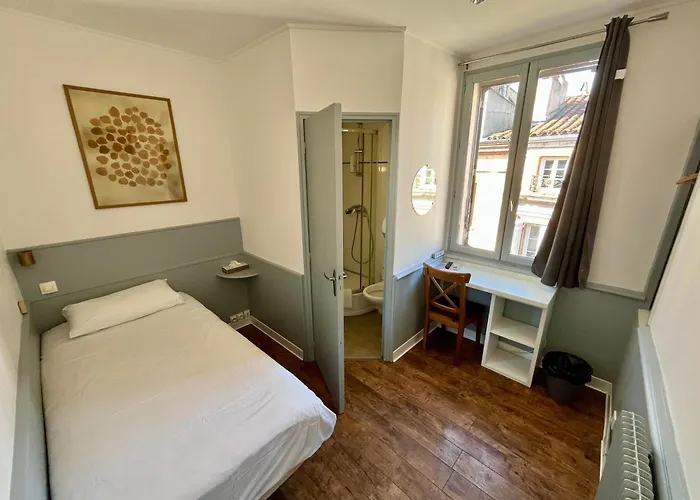 Arnaud Bernard Отель