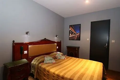 Hotel Arnaud Bernard 2*