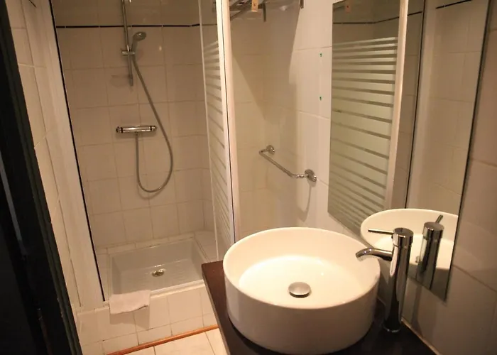 Hotel Arnaud Bernard 2*